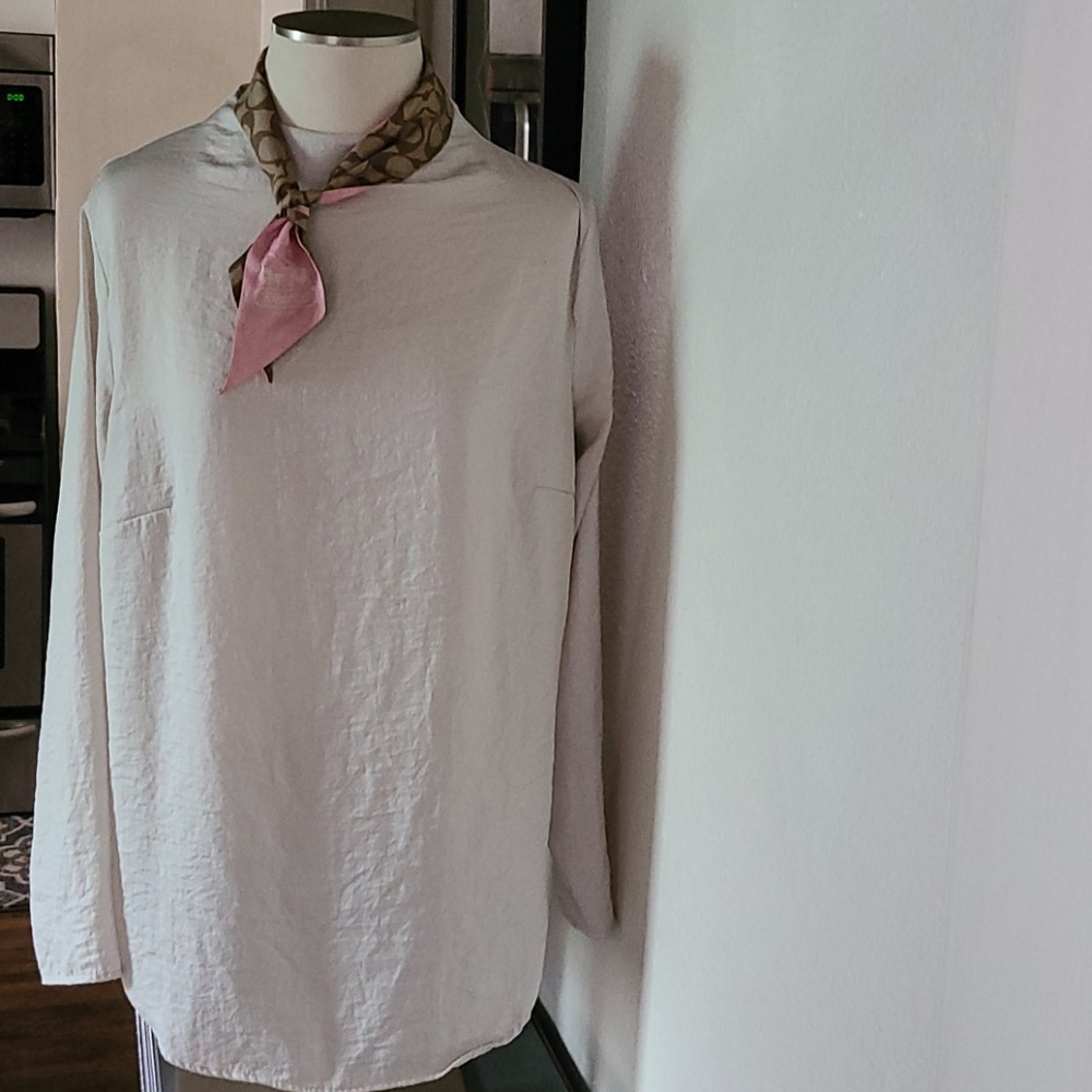 Coach Reverisble Scraf - Picture 2 of 4